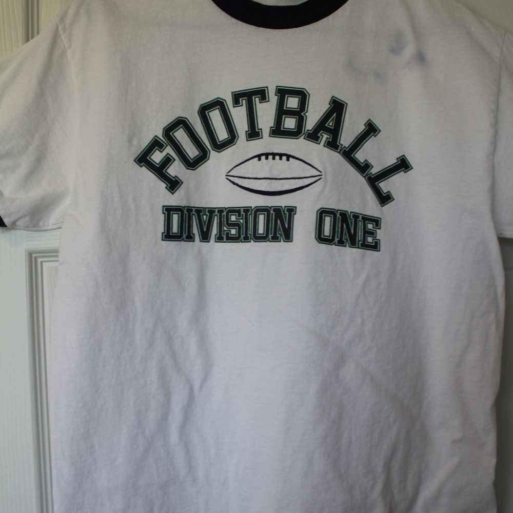 Vintage American Outdoors White Banded Medium T-shirt